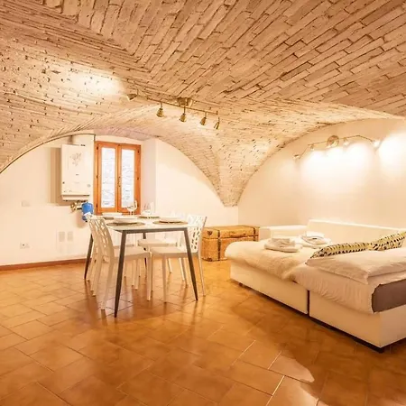 Viola - Historic Brick Vaults In Artists District Apartment Perugia